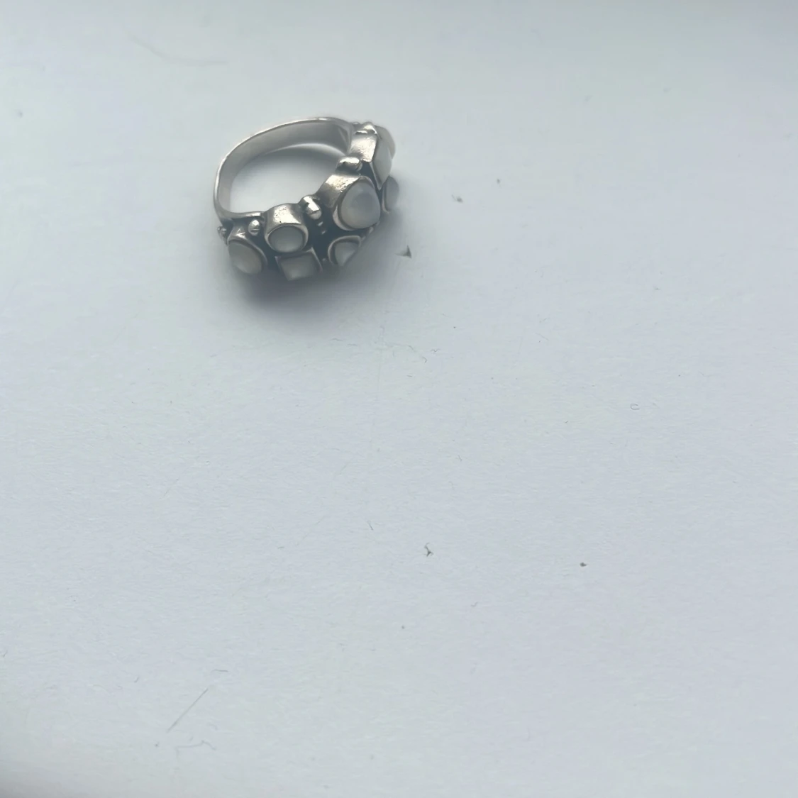 Silverring med vita pärlor - 2