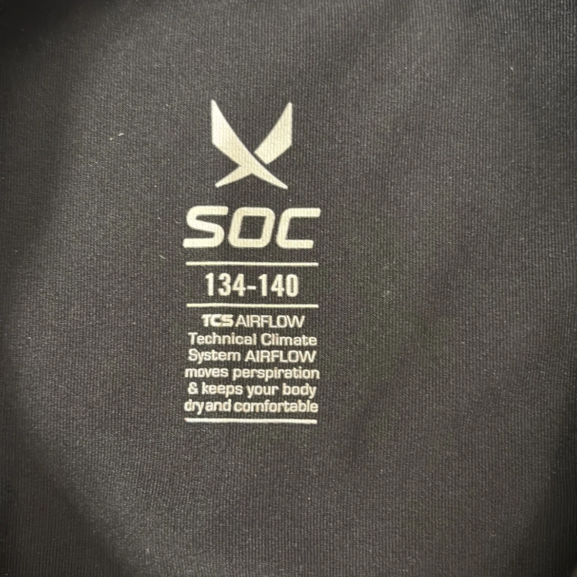 Svart ärmlös topp från SOC - 4