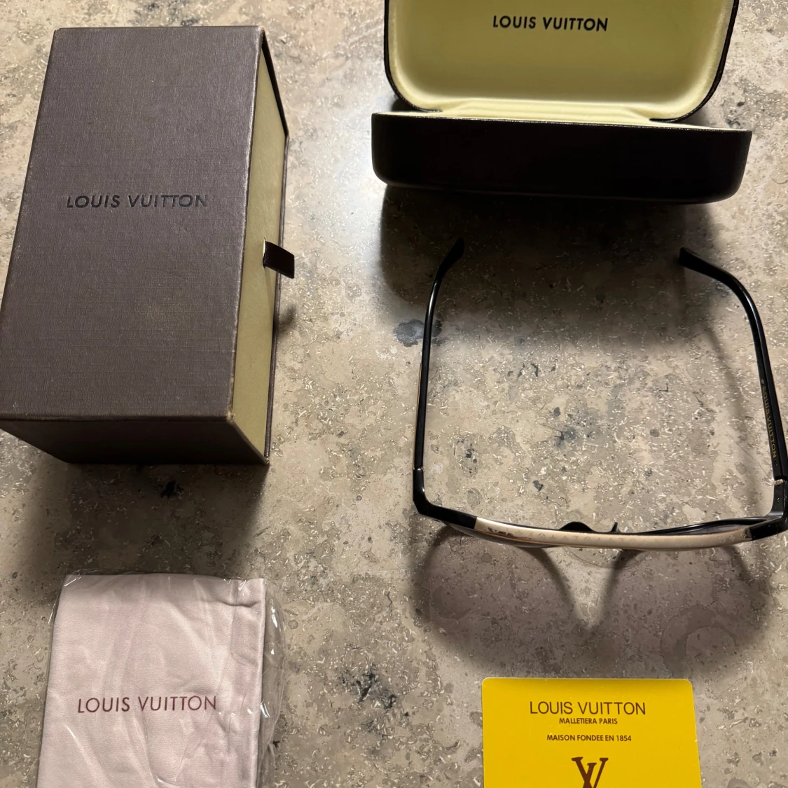 Solglasögon från Louis Vuitton