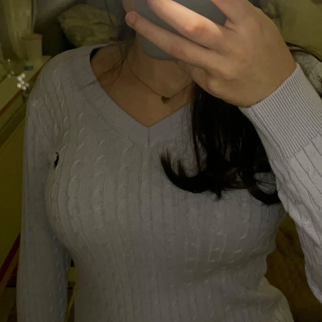 Ljuslila stickad polo tröja