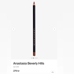 Anastasia läpp penna - Helt ny säljer för 200kr+ frakt. Aldrig använt för att jag vet att jag inte passar i brun läpp penna. Går att köpa genom plick då är det lite dyrare frakt. Köp via vanlig swish är endast 18kr. ❤️