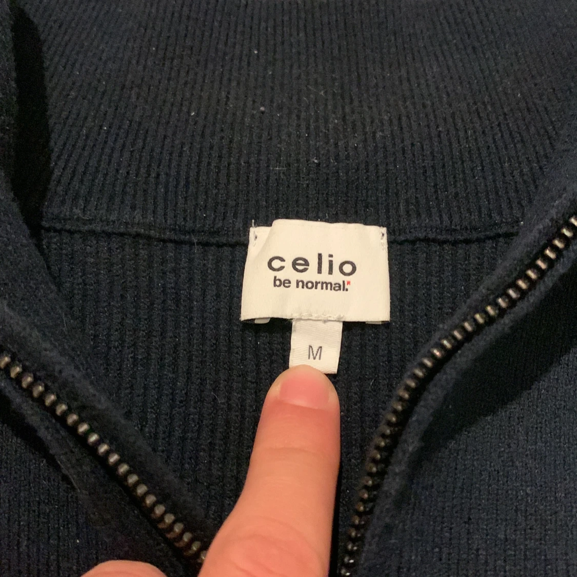 Mörkblå tröja med dragkedja från Celio - 2