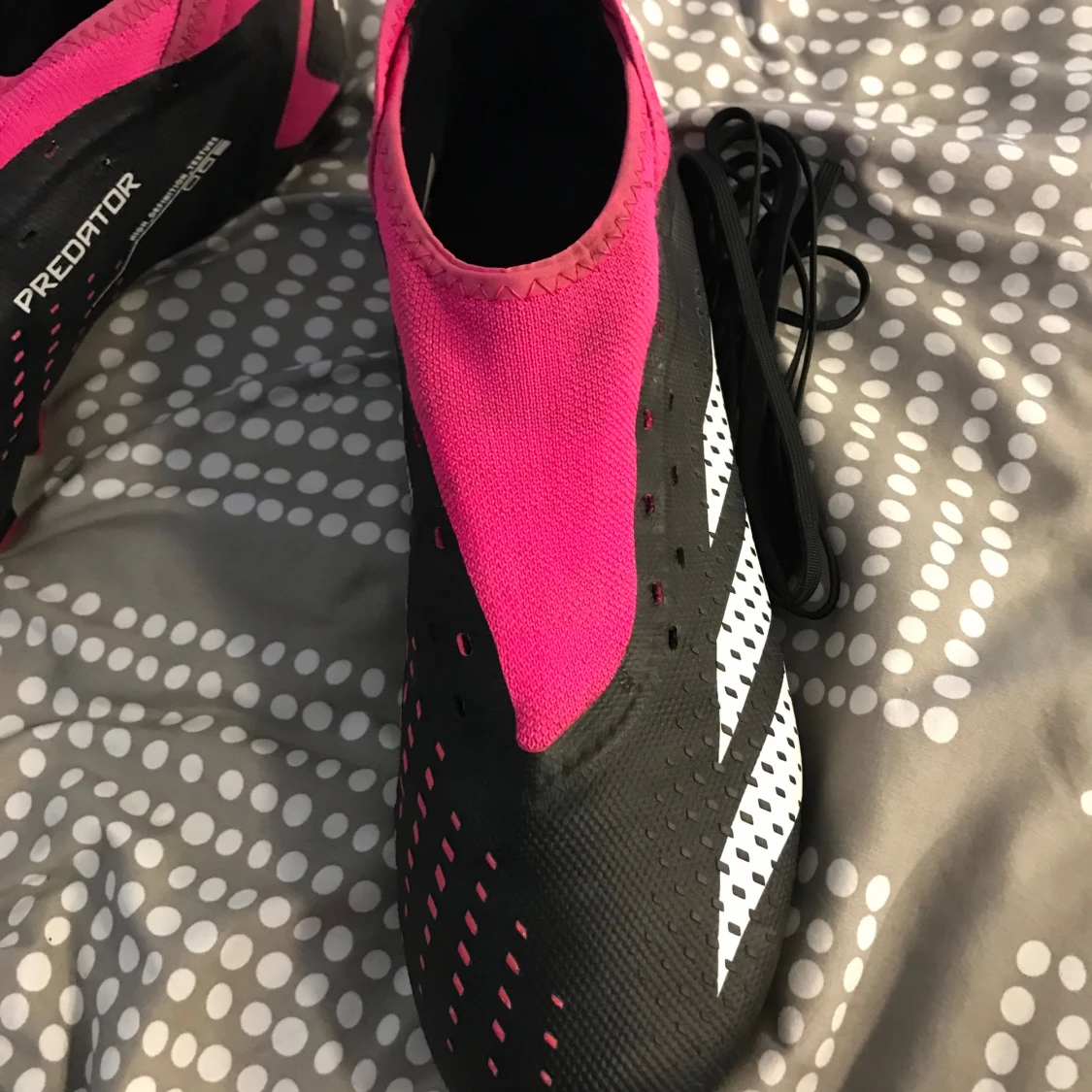 Adidas predator fotbolls skor  - 90