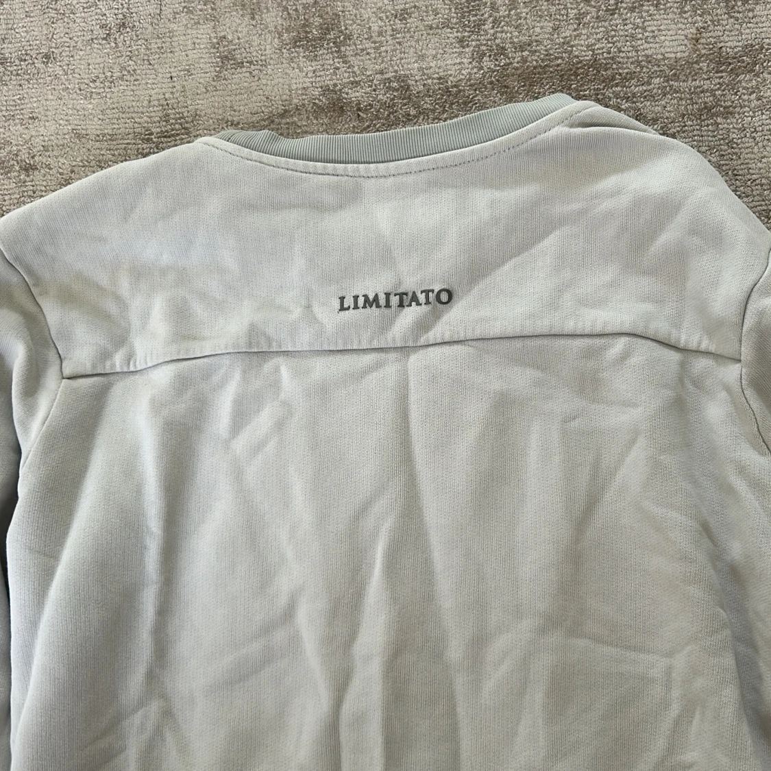 Limitato Tröja grå - 91