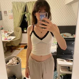 Linne - Gulligt svart vitt linne från h&m!! 🫶