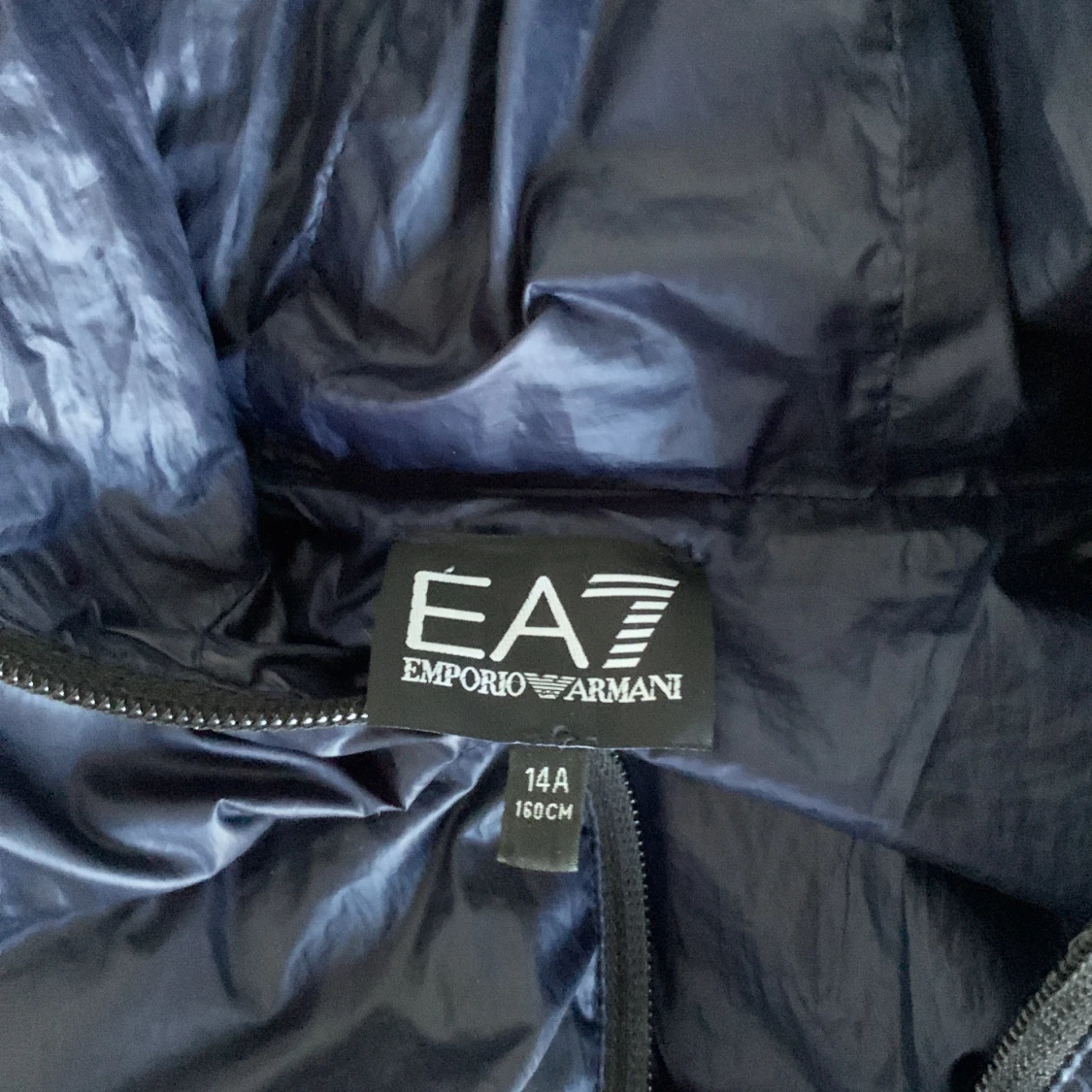 Svart pufferjacka från Emporio Armani - 92