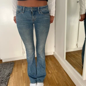 Jeans - Bootcut jeans från crocker😍😍