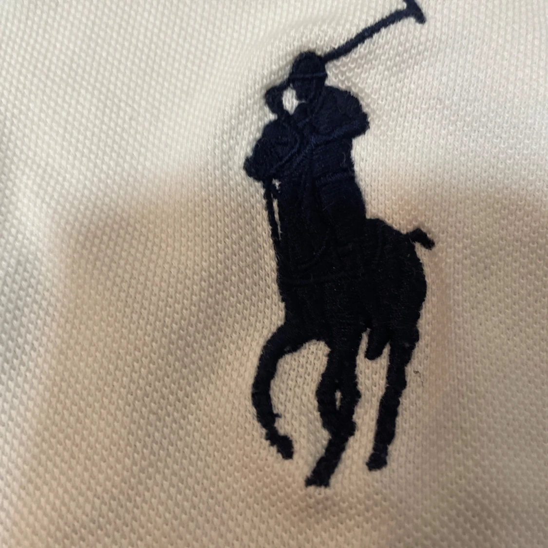 En knappt använd ralph lauren sport tröja priset går att diskutera  - 92