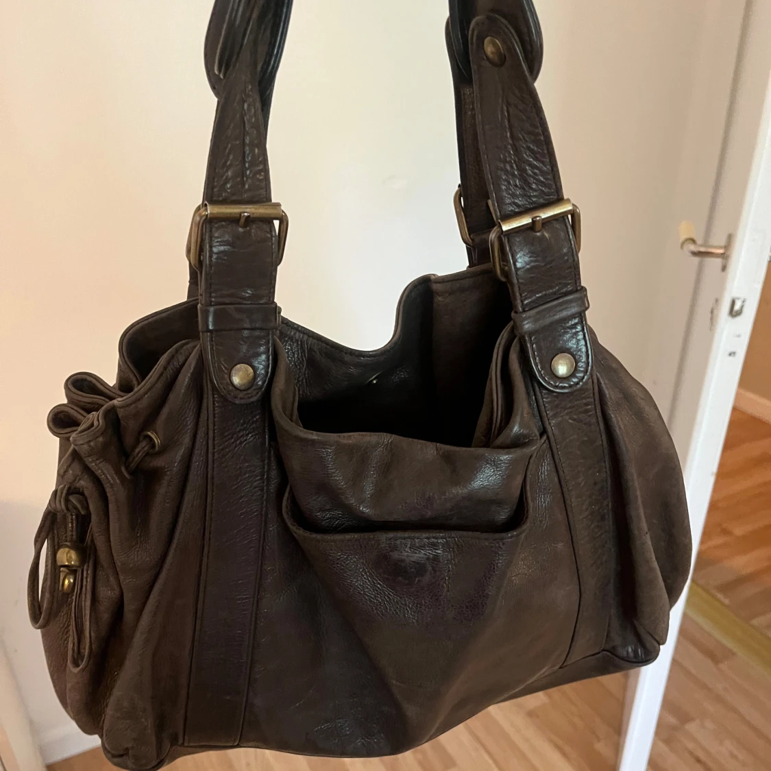 Brun väska  - 90