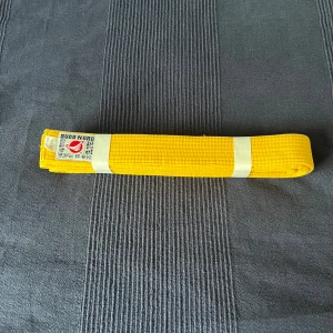 Budo-Nord Taekwondo bälte - Oanvänd Gul 280cm 100% bomull 