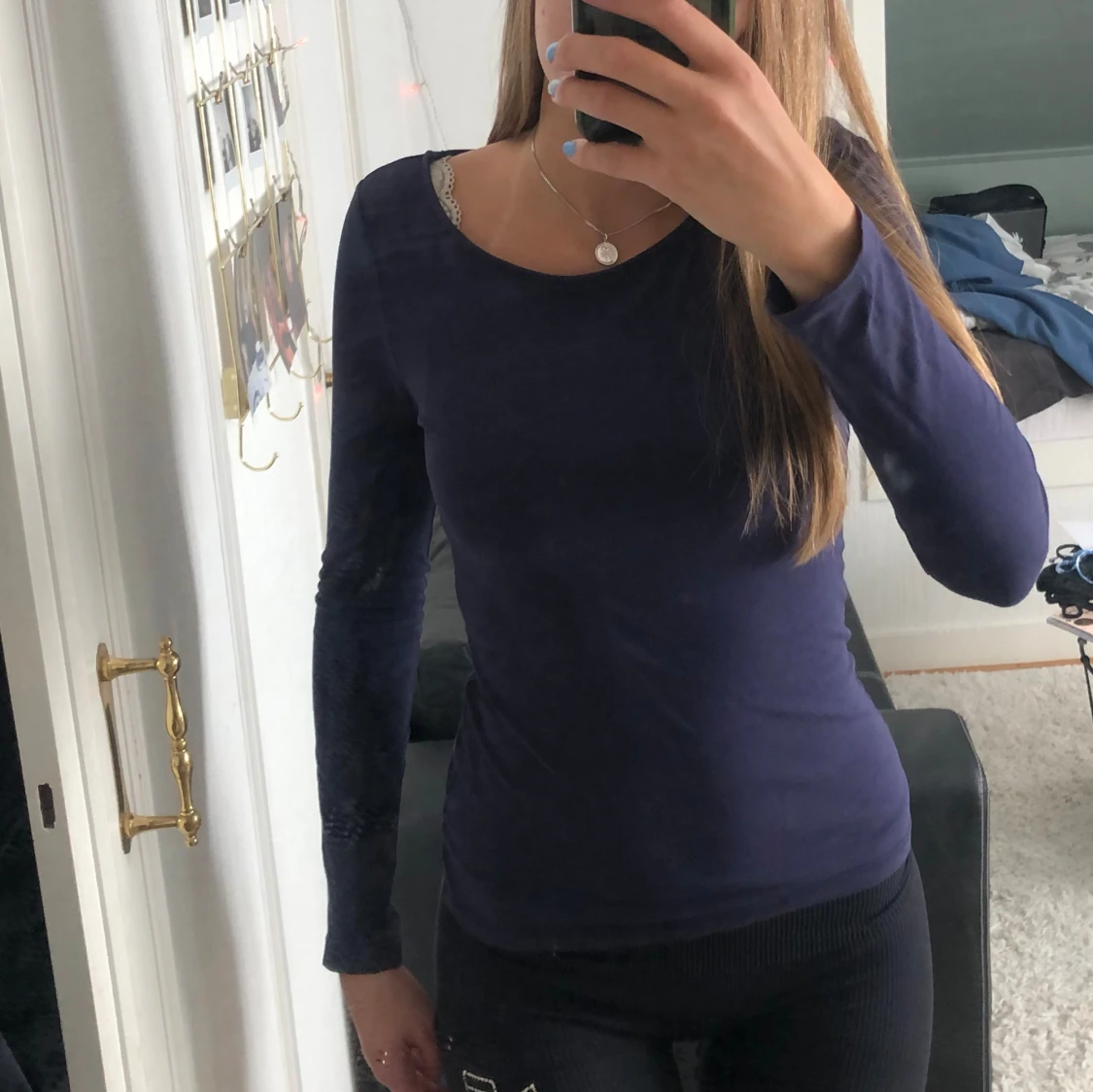 Blå långärmad tröja