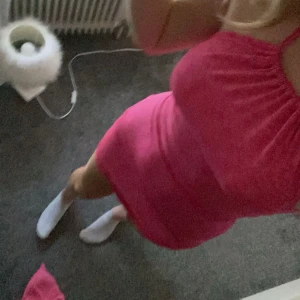 Rosa klänning - Supergullig rosa klänning i strl xs/34💕
