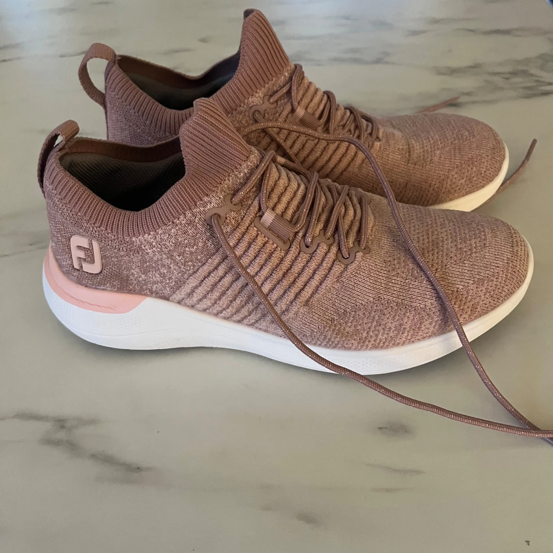 Footjoy golfskor i nyskick! Stl 37 - 90