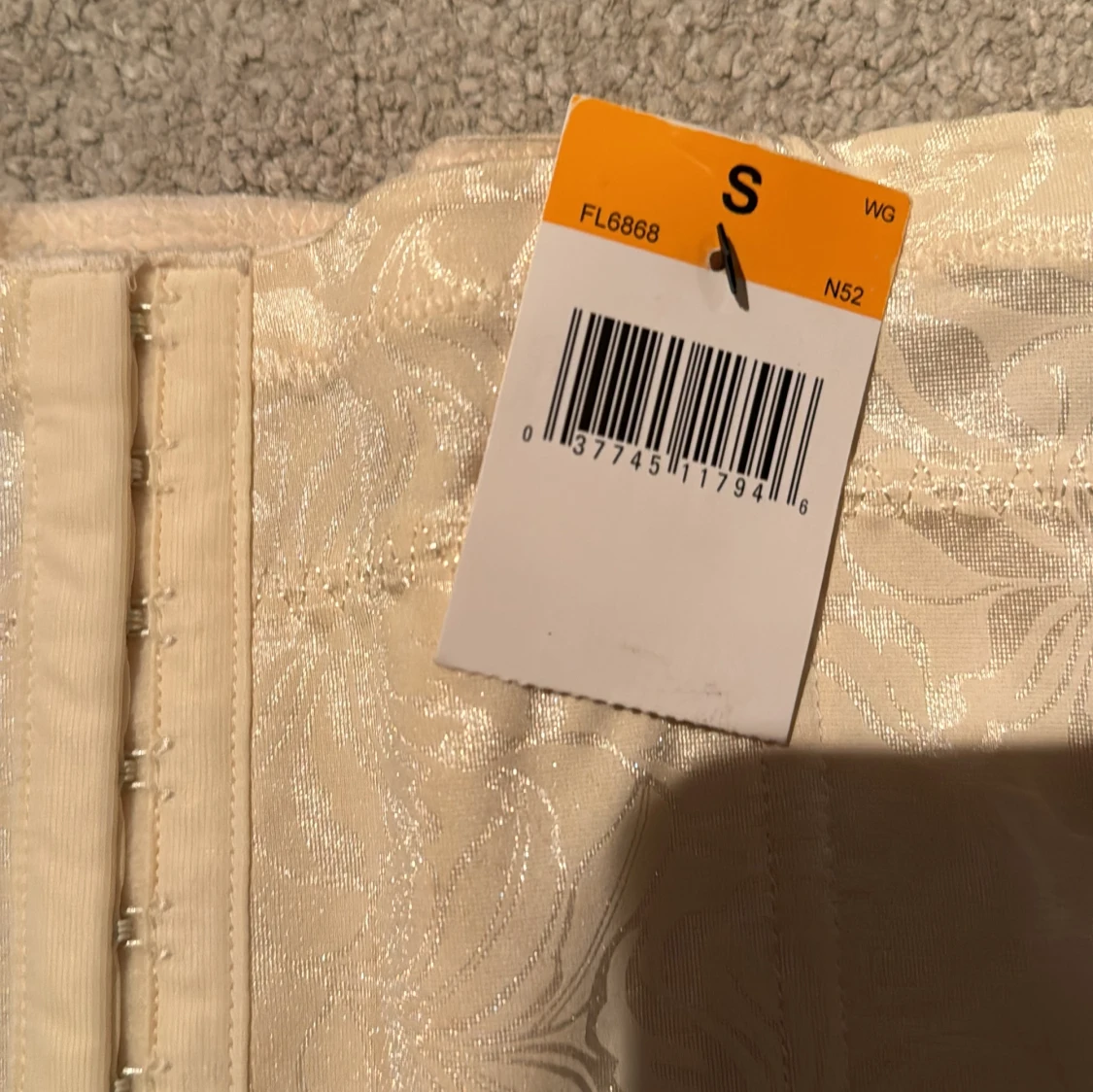 Oanvänd korsett topp  - 91