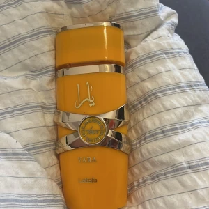 Yara lattafa  - Använd Max 10 gånger. Doftar otroligt gott
