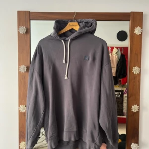 Acne studios hoodie - Så fin oversize hoodie från acne studios, nypris 3000 