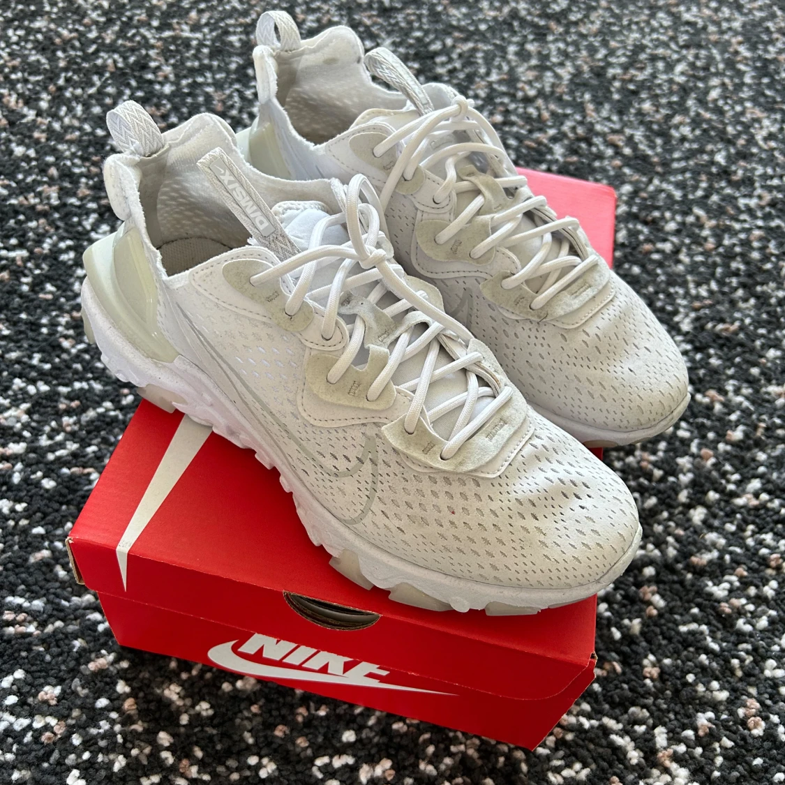 Nike React Vidon - 90