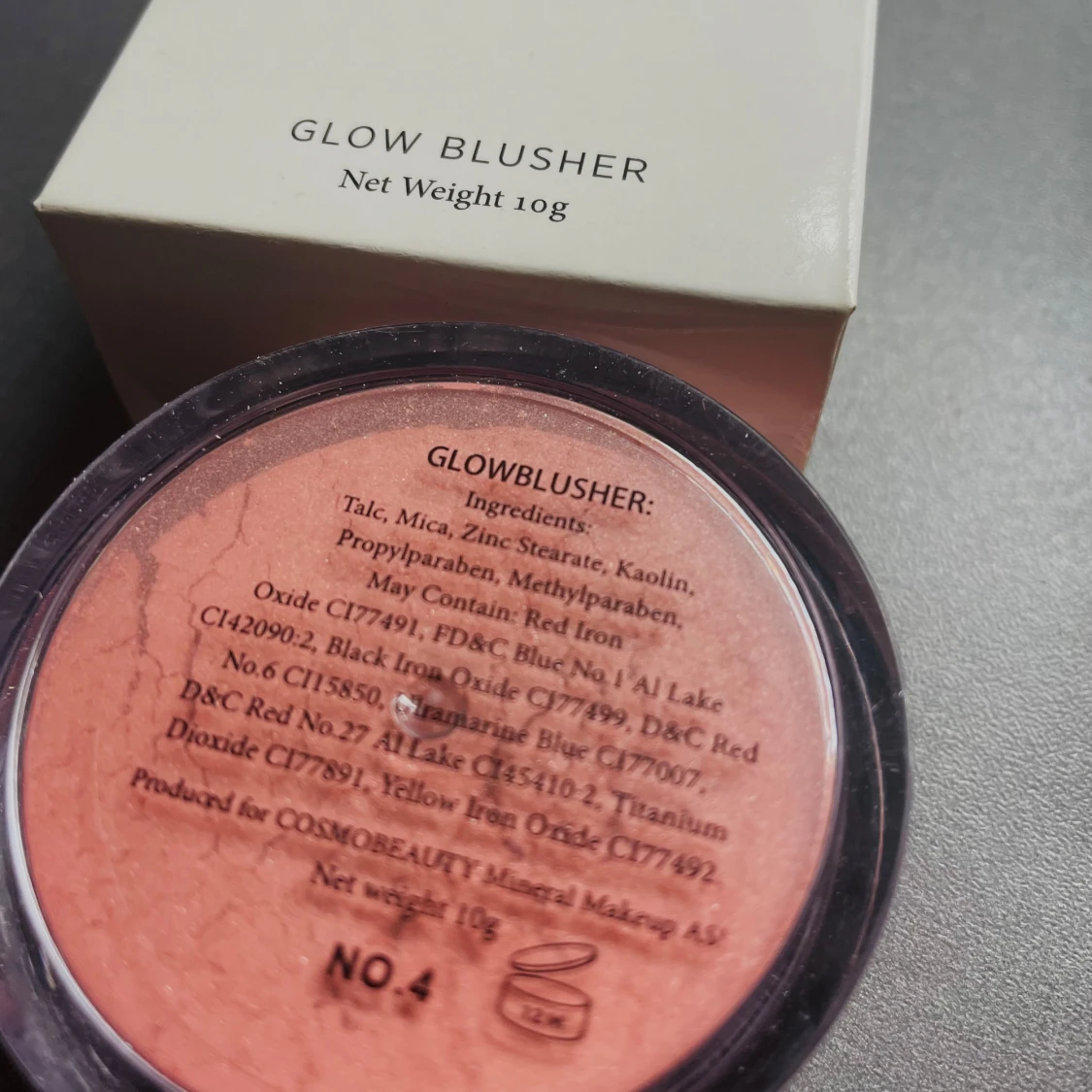 1 st Glow Blusher No. 4 eller No. 5 - 1