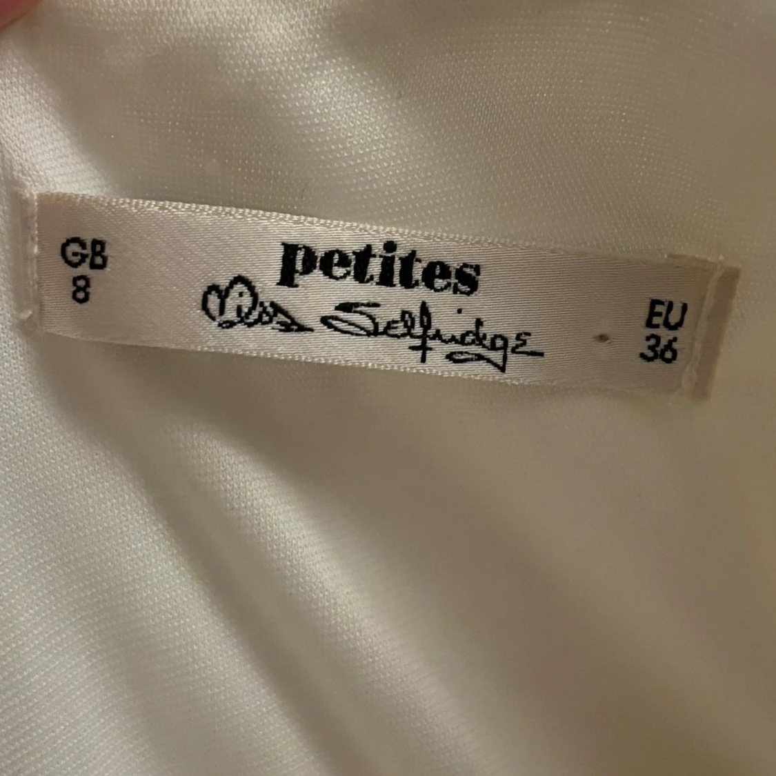 Vit glittrig klänning med rosett - 4