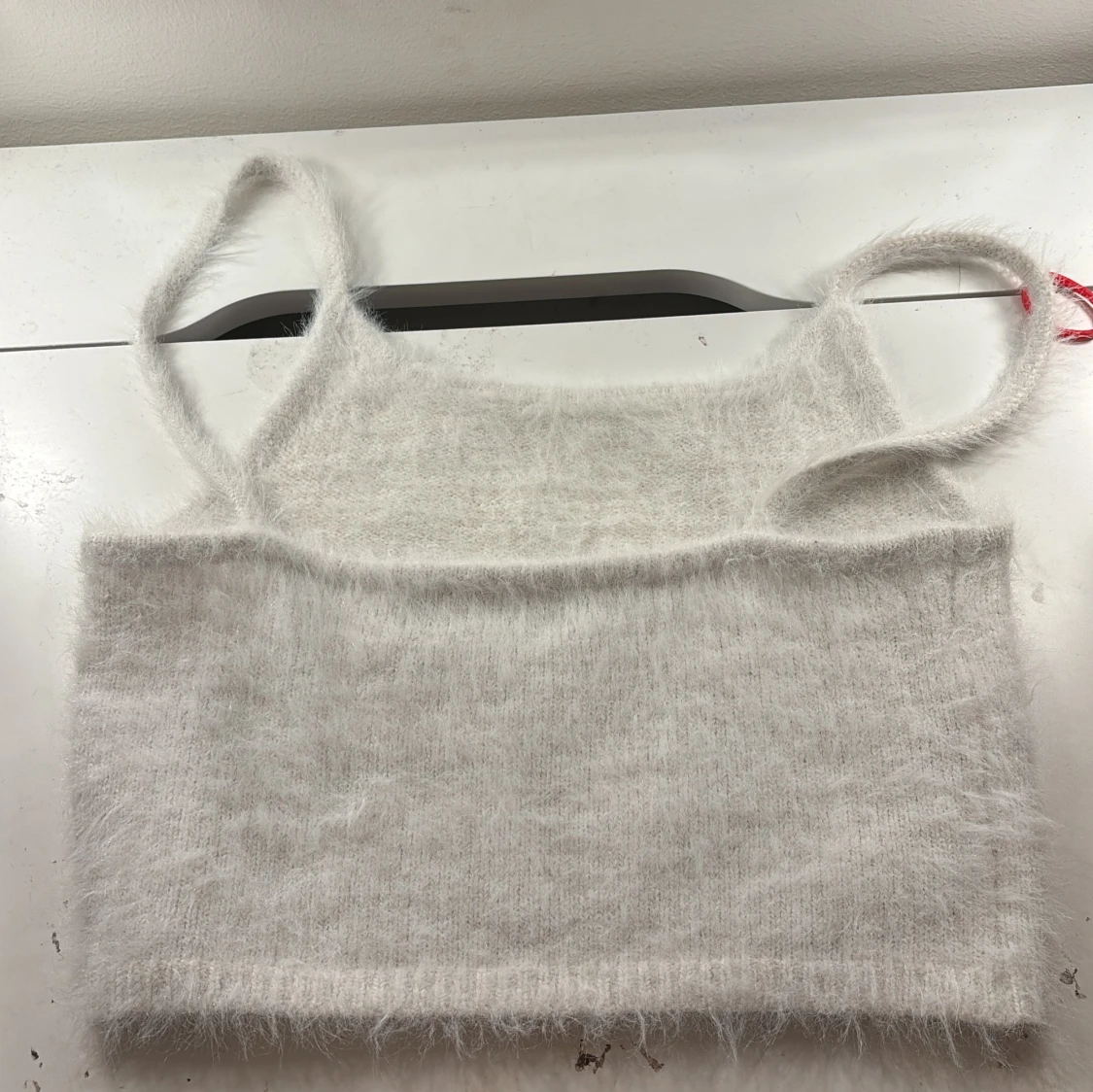 Vit fluffig linnetopp från FB Sister - 1