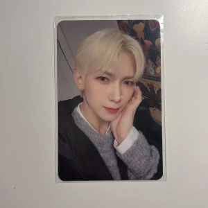 yeosang ATEEZ Zero: Fever Epilogue Photocard - travel package new york photocard från zero fever epilogue era! skriv om du har frågor 🤍
