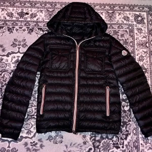 Moncler - Jacka