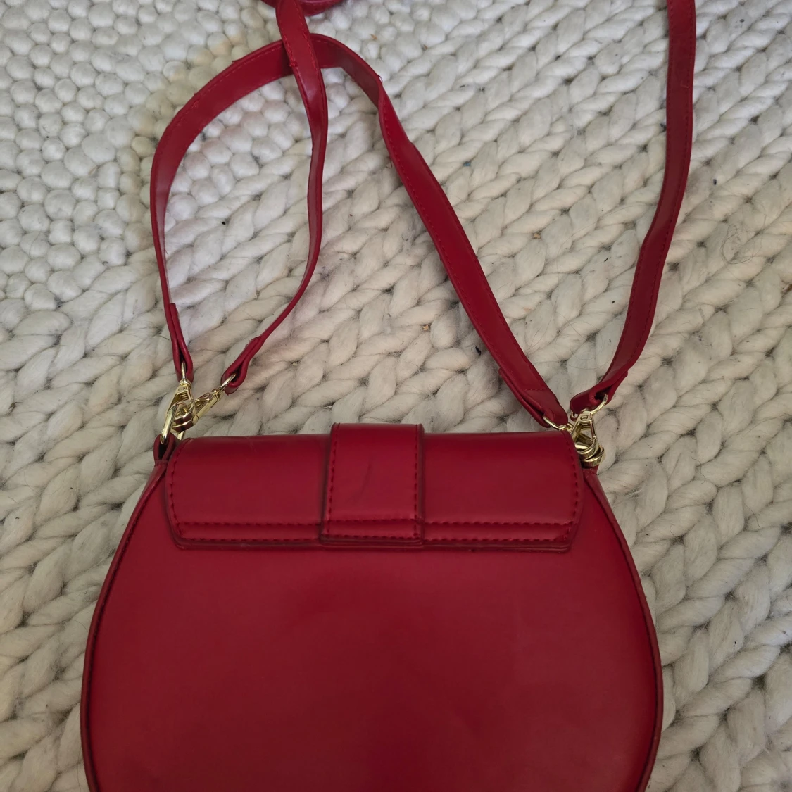Röd väska - 90