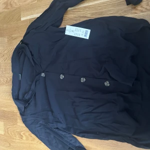 Blus Gina tricot - Skön, luftig blus från Gina. Aldrig använd. 