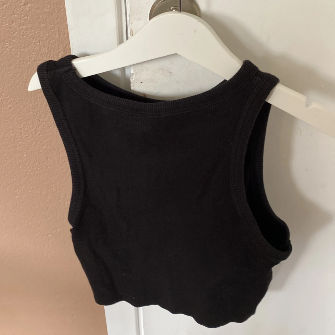 Svart croppad linnetopp från H&M - 90