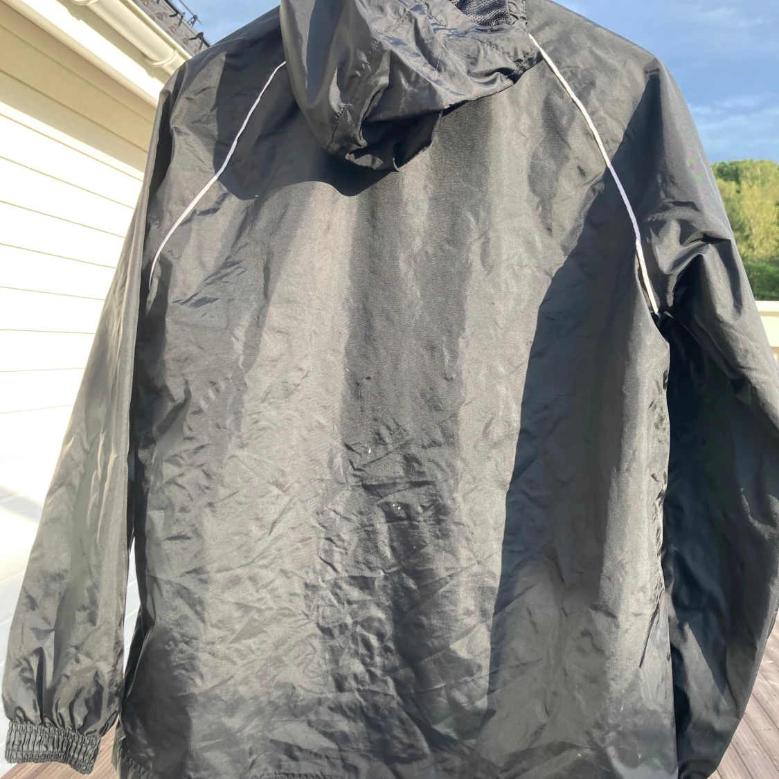 Adidas regnjacka svart  - 90