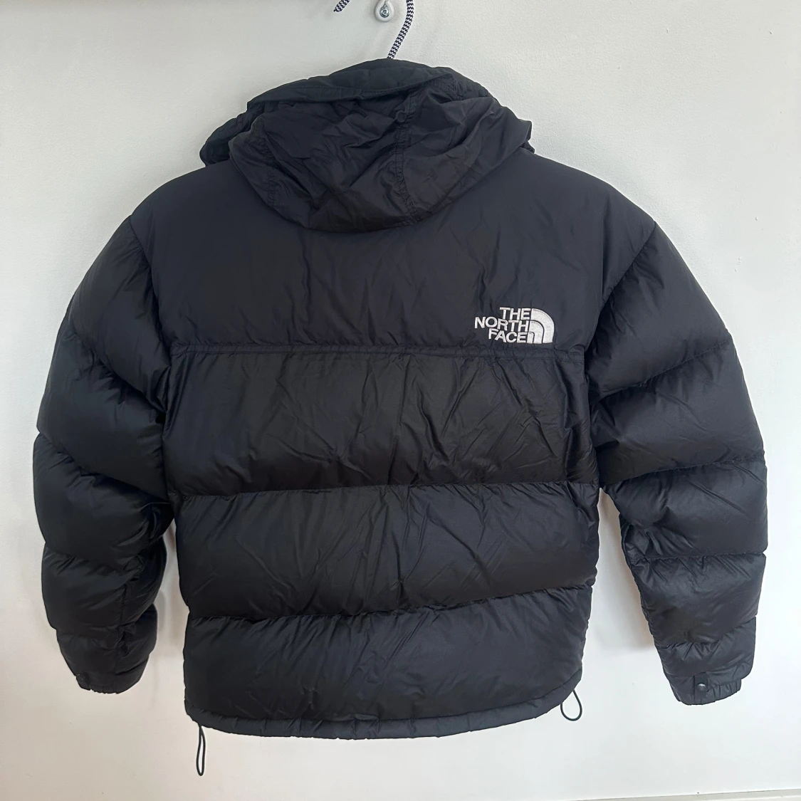 Svart pufferjacka från The North Face - 91