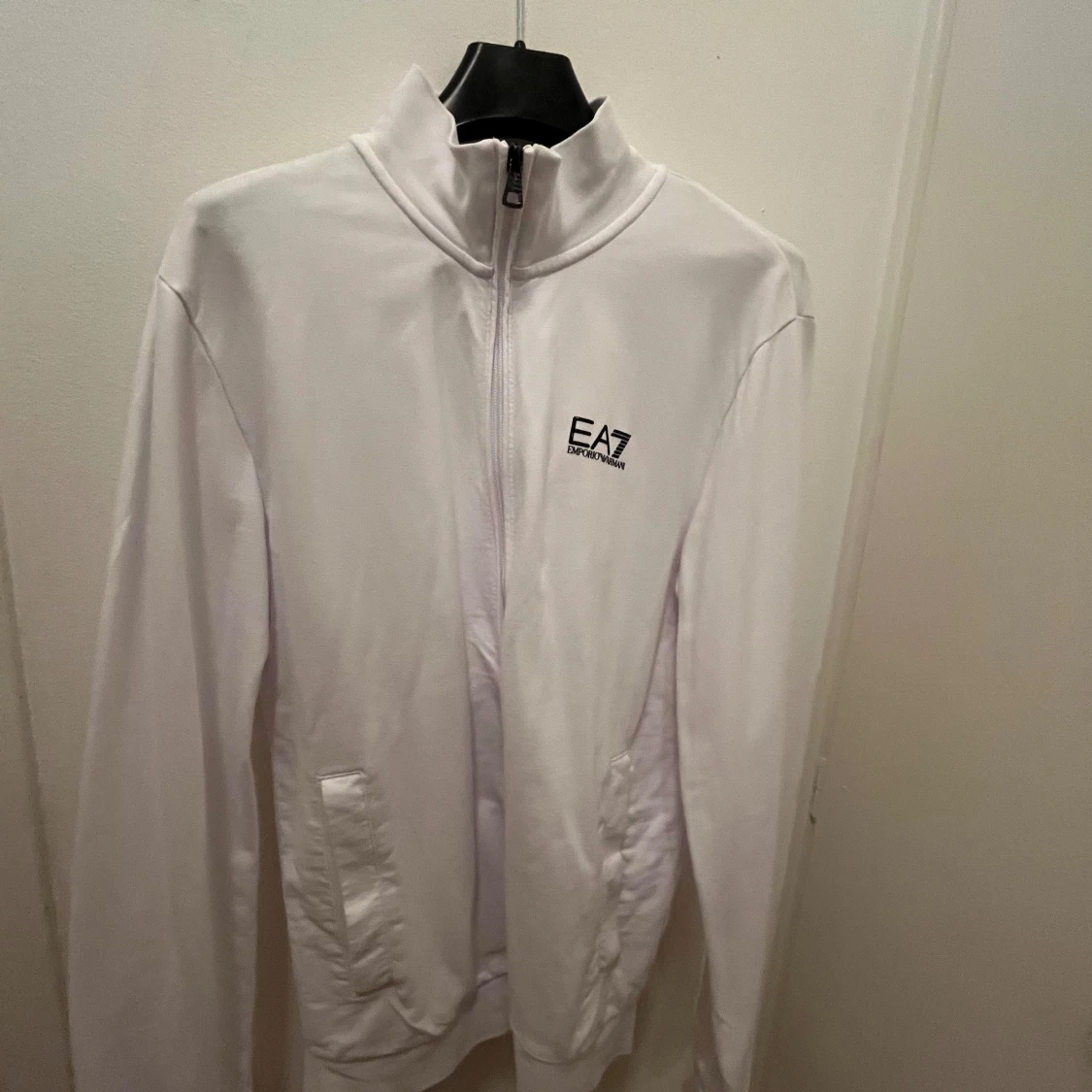 Vit tröja från Emporio Armani, EA7