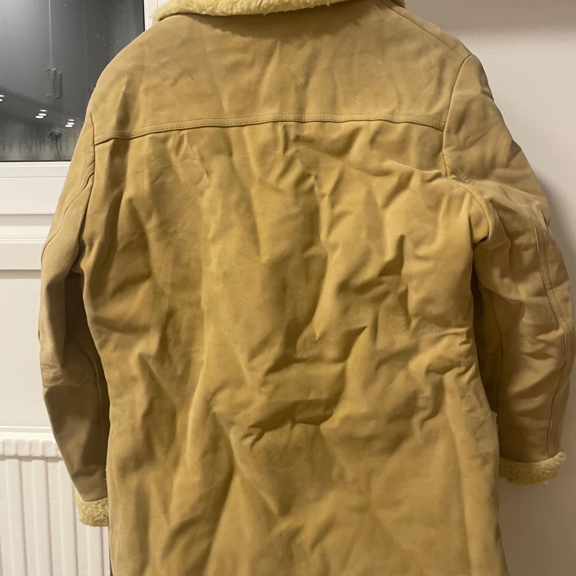 Shearlingjacka i fejkläder  - 90