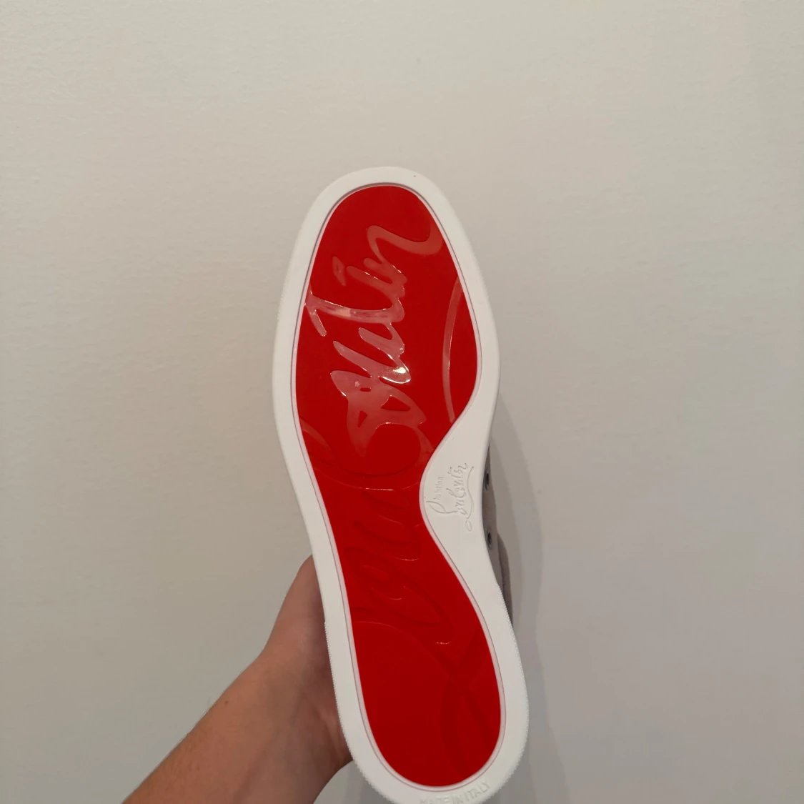 Grå sneakers från Christian Louboutin - 91