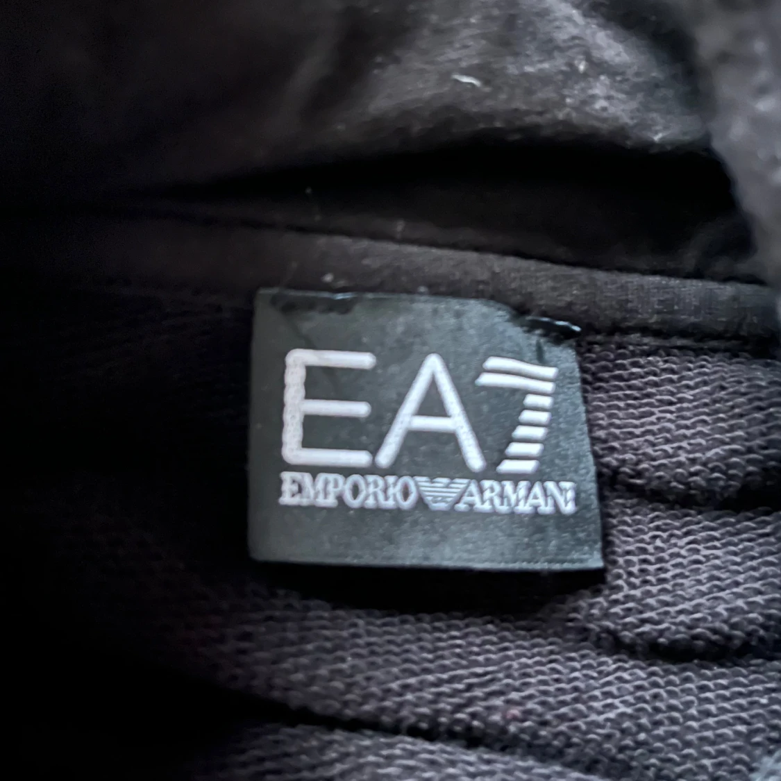 Svart hoodie från Emporio Armani - 2