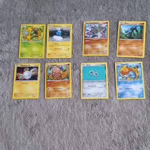 Jag säljer 13 st pokemon kort. 8 st är Basic. 4 är stage 1 och 1 är stage 2.