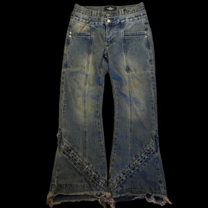 BTF jeans - riktigt feta BeforeTheFall jeans bootcut double waist🙏🙏holy moly macaroni riktigt coolt par byxor🧙‍♂️helt nya utan tags!!