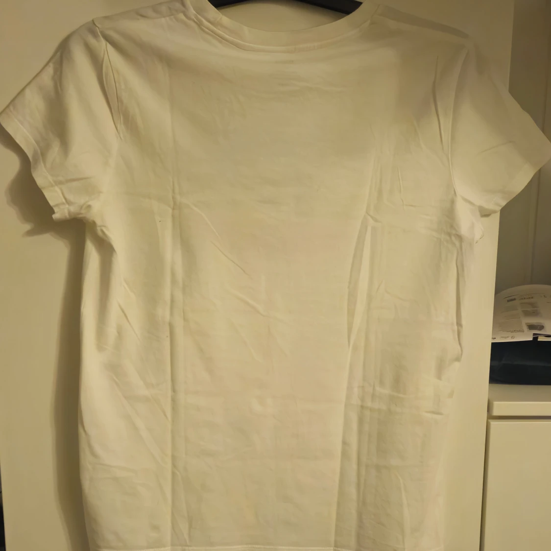 Vit levi's tröja  - 90