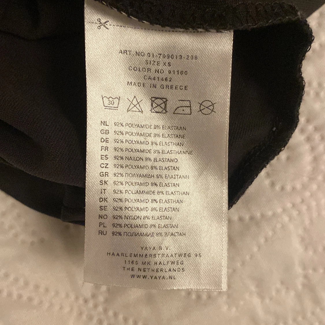 Svart ärmlös klänning - 91