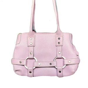 Vintagr ljusrosa väska - Frakt/möts upp. Helt ok skick, skriv för fler bilder! Liten väska