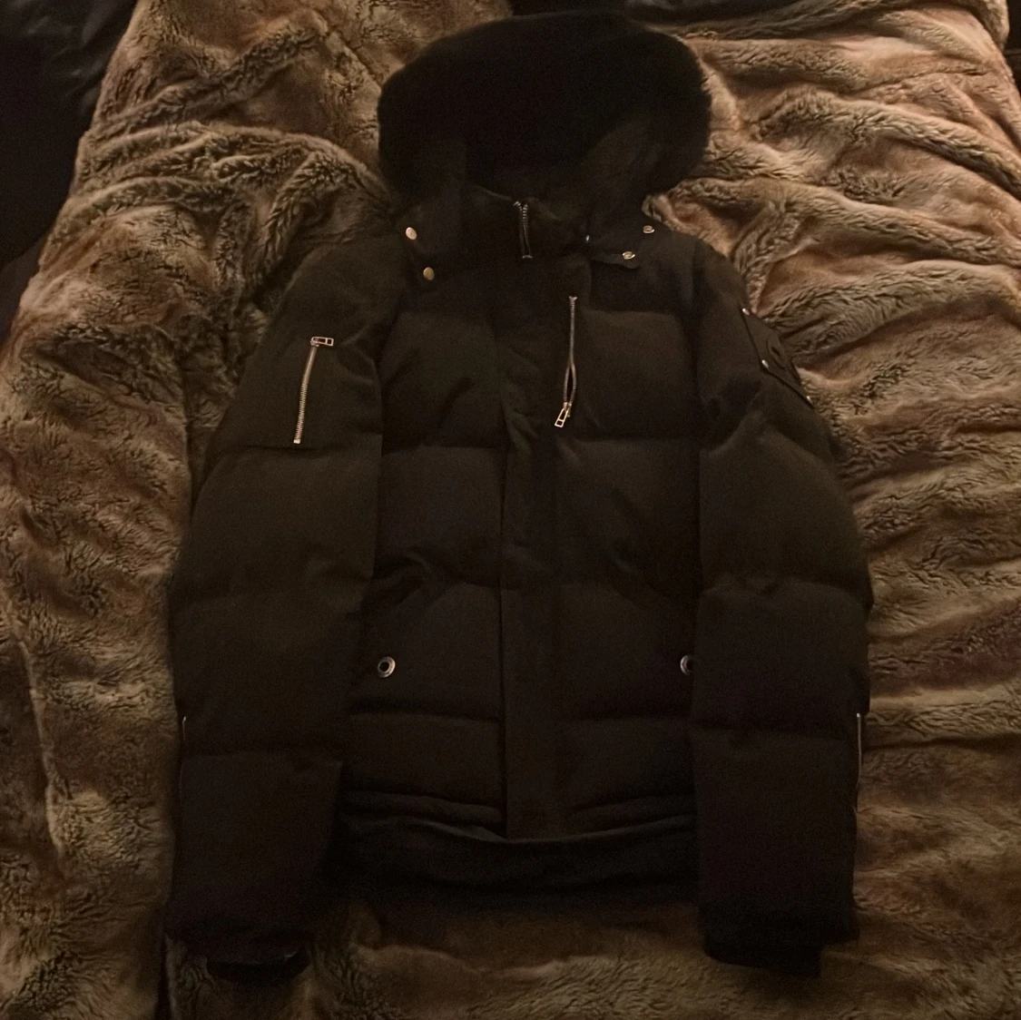 Svart jacka från Moose Knuckles