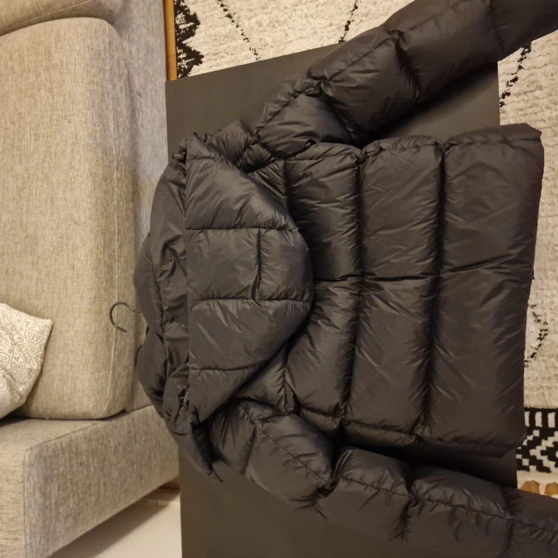 Svart Pufferjacka från Calvin Klein - 2