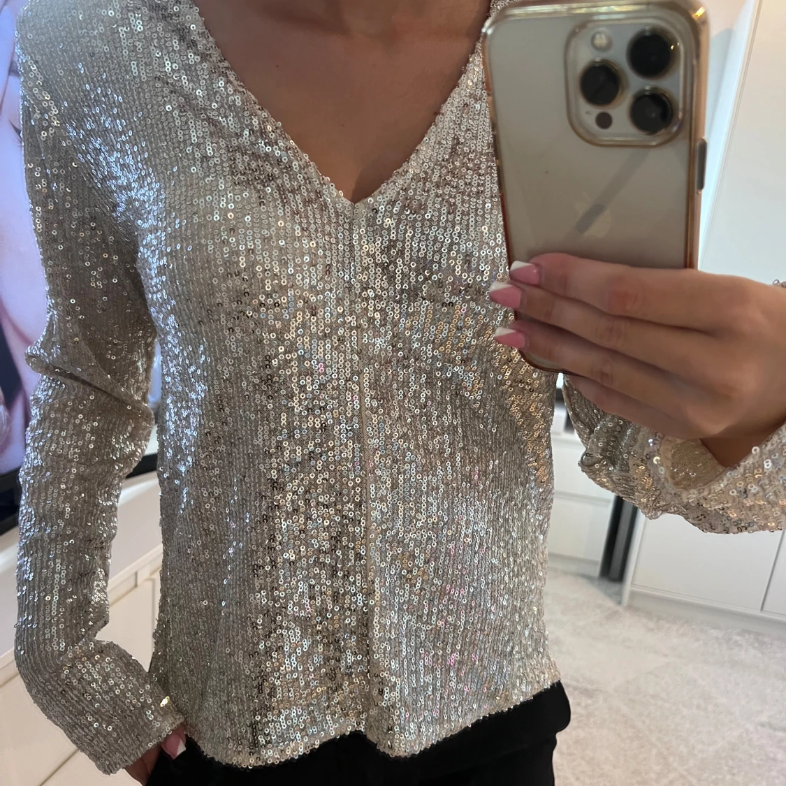 Glittrig tröja - 91