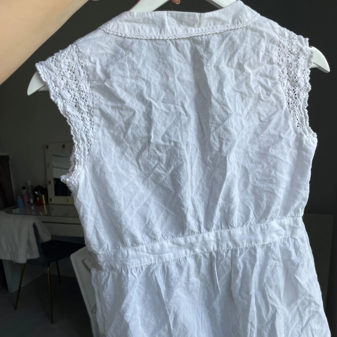 Blus med knytning  - 90