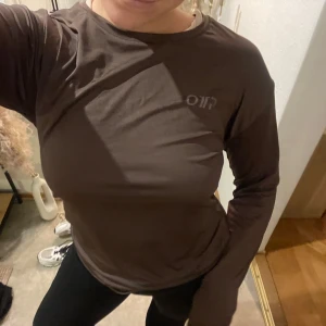 Träningströja - Träningströja köpt på Ullared, använd 1 gång