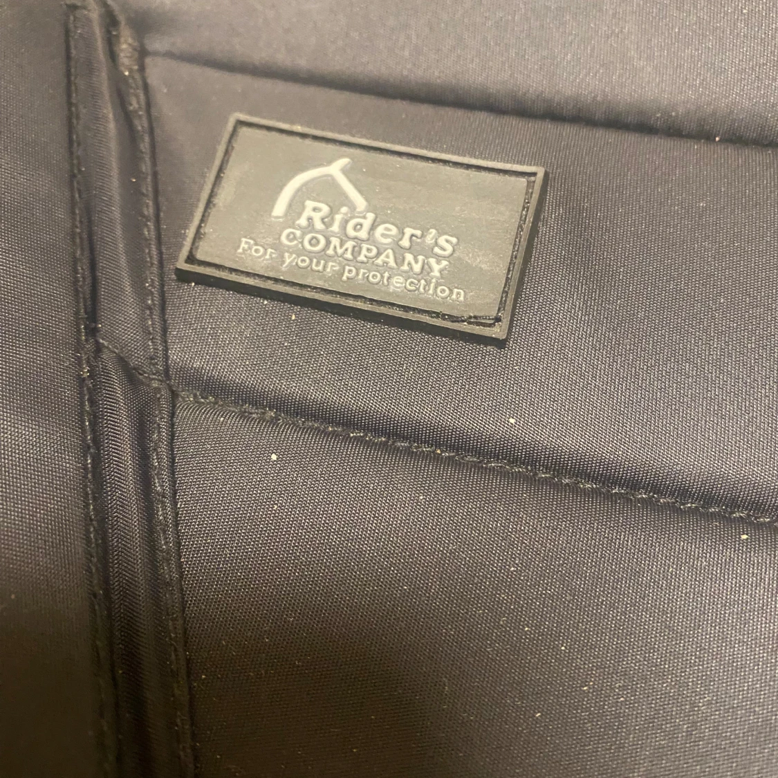 Svart skyddsväst från Rider's Company - 1