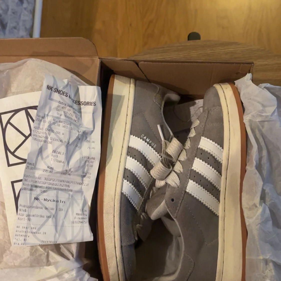 Grå Adidas Campus 00S  - 4