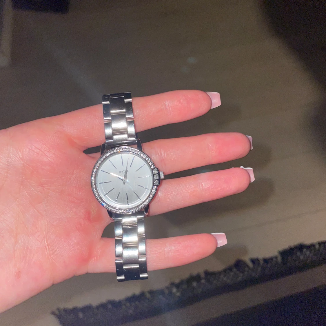 Regal silverklocka🤍 - 91