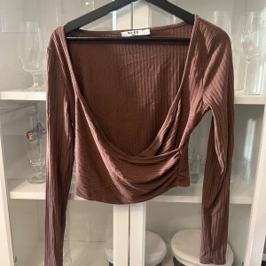 Topp  - Topp🤎🤎