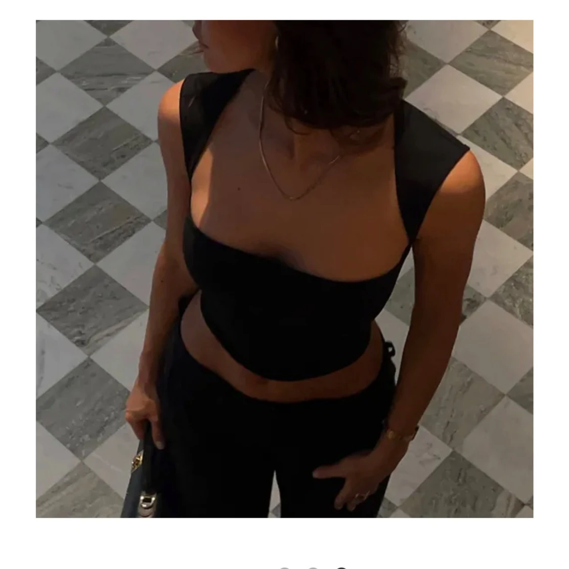 Alobha label open back top - 90